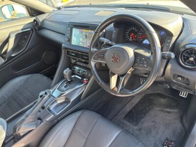 2019 Nissan GT-R Pure Edition