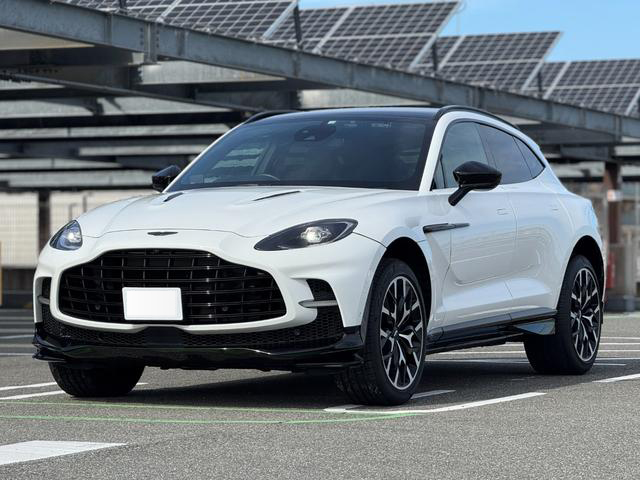 2022 Aston Martin DBX 707