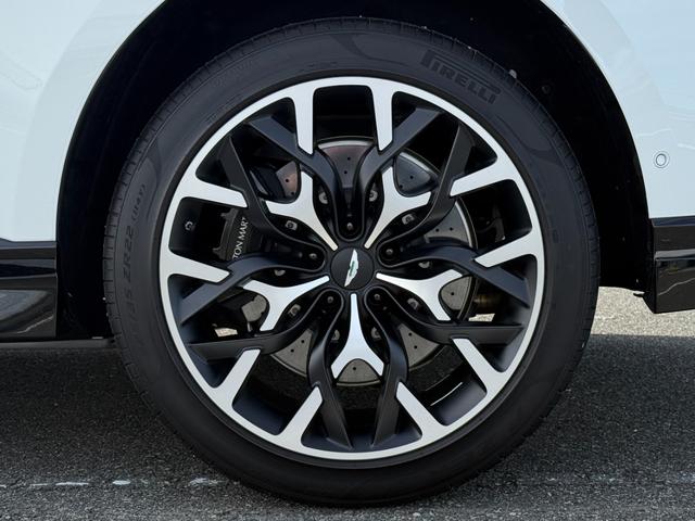 2022 Aston Martin DBX 707