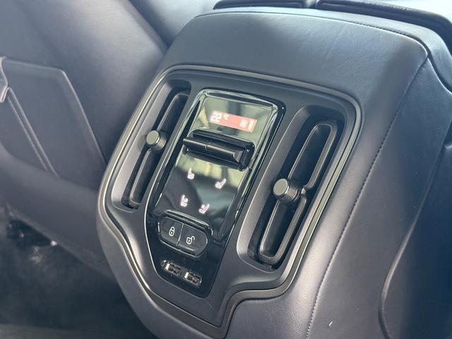 2022 Aston Martin DBX 707