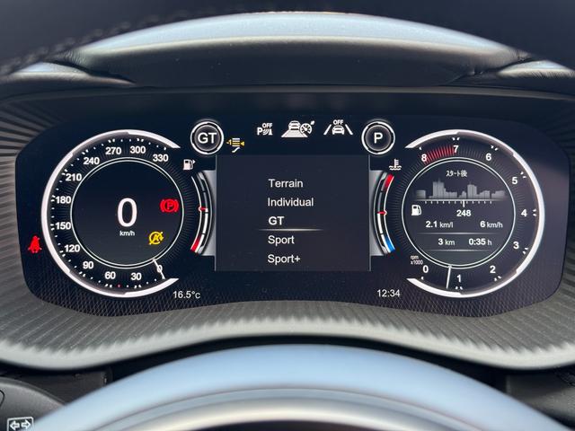 2022 Aston Martin DBX 707