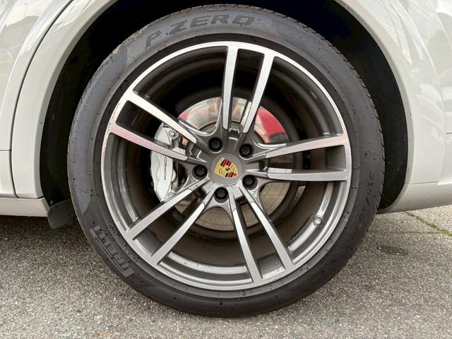 2020 Porsche Cayenne Turbo Coupe