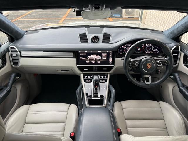 2020 Porsche Cayenne Turbo Coupe