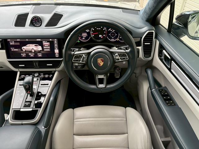 2020 Porsche Cayenne Turbo Coupe