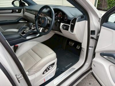 2020 Porsche Cayenne Turbo Coupe