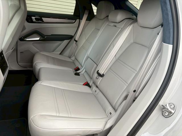 2020 Porsche Cayenne Turbo Coupe