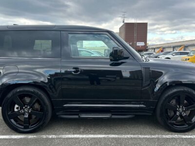 2023 Land Rover Defender 90 X Dynamic HSE P300