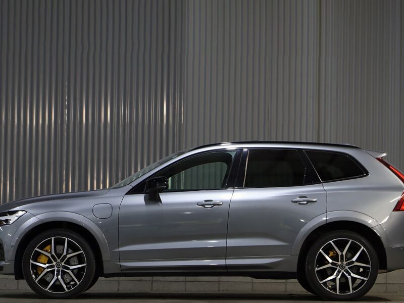 2021 VOLVO XC60 T8 AWD Polestar Engineered