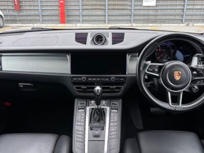 2020 Porsche Macan Turbo