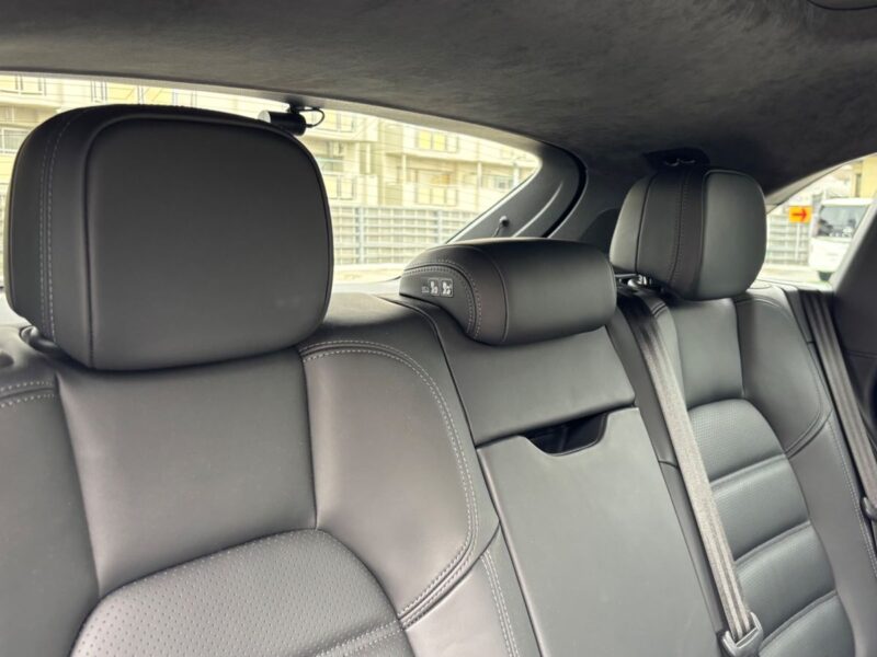 2020 Porsche Macan Turbo