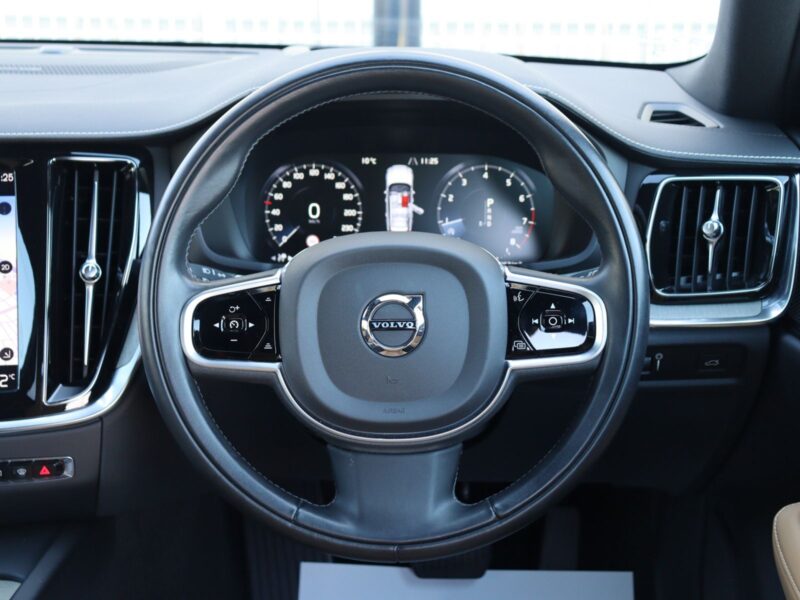 2019 Volvo V60 Cross Country T5 AWD Pro