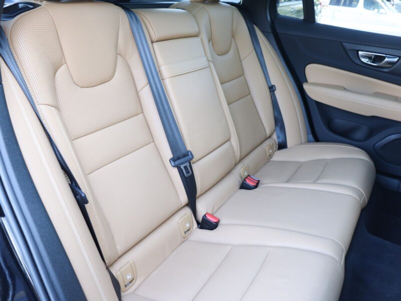 2019 Volvo V60 Cross Country T5 AWD Pro