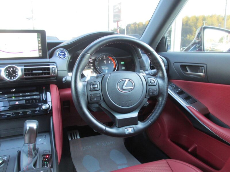 2021 LEXUS IS300h F Sport