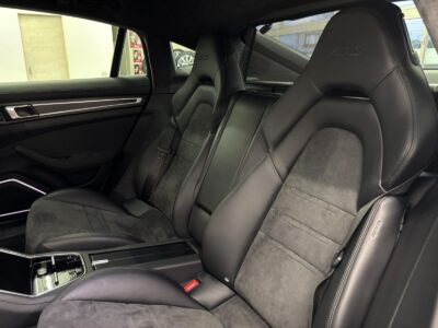 2020 Porsche Panamera GTS