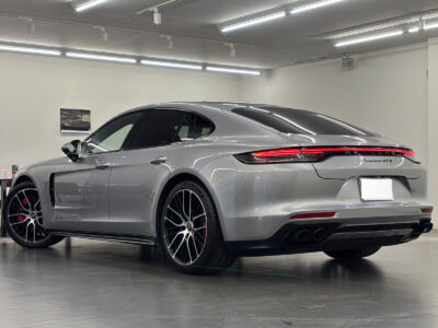 2020 Porsche Panamera GTS