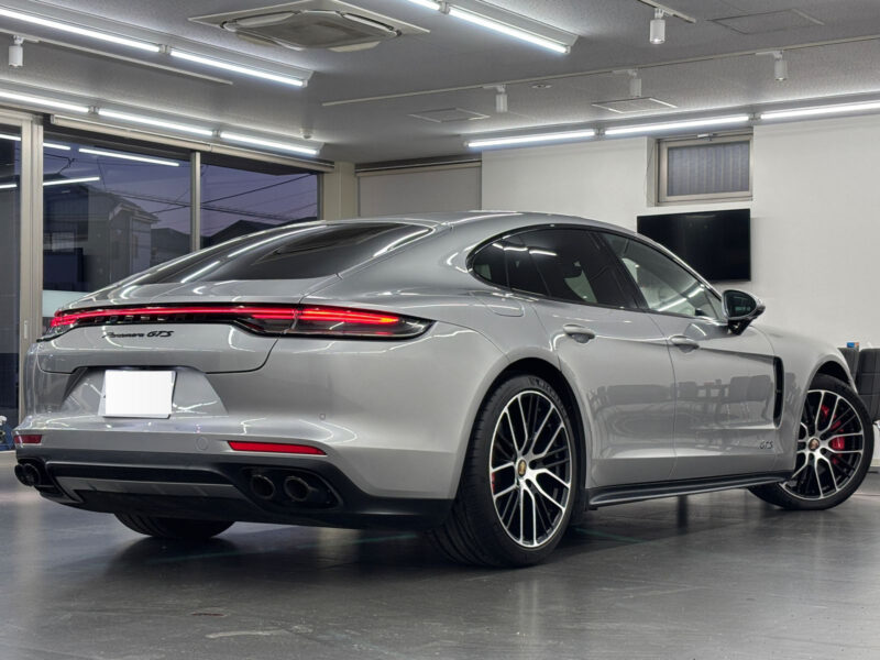 2020 Porsche Panamera GTS