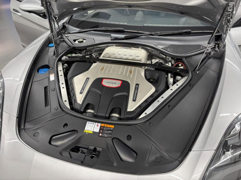 2020 Porsche Panamera GTS