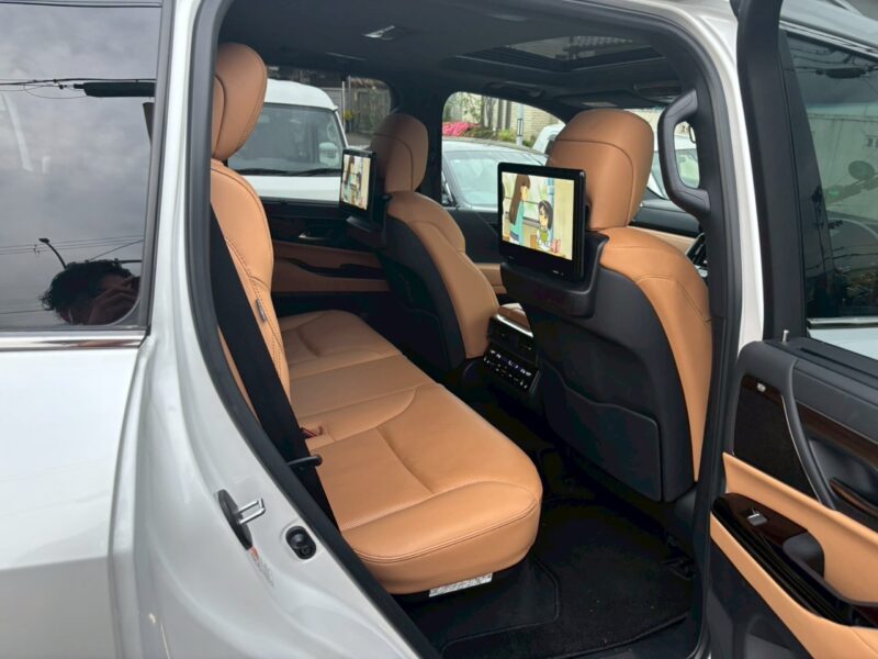 2023 LEXUS LX600 3BA-VJA310W