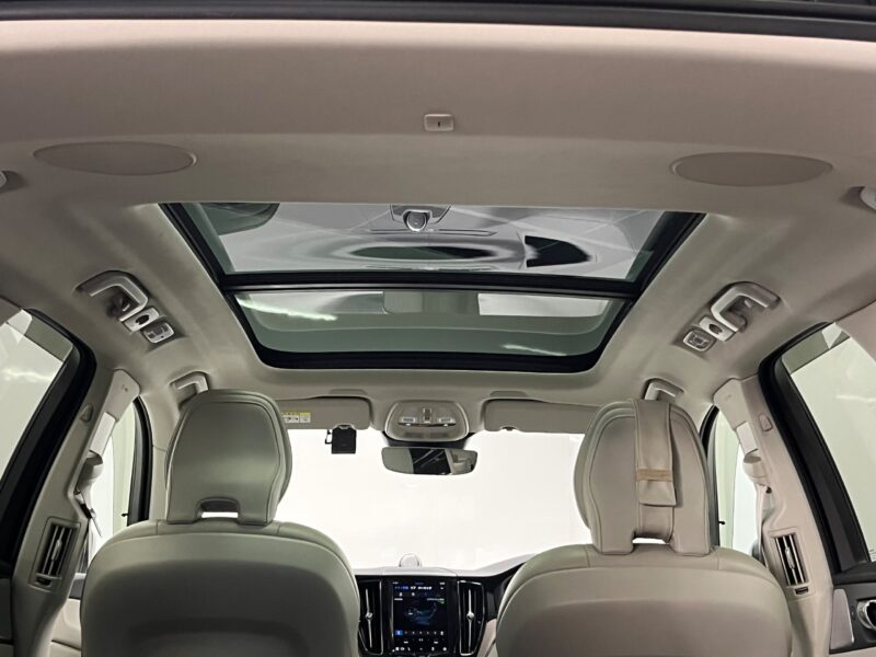 2021 Volvo XC60 B5 AWD Inscription