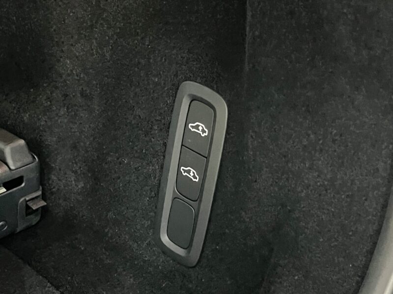 2021 Volvo XC60 B5 AWD Inscription