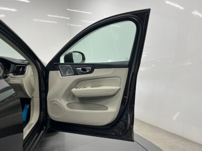 2021 Volvo XC60 B5 AWD Inscription