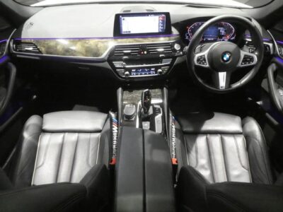 2020 BMW 530i Touring M Sport