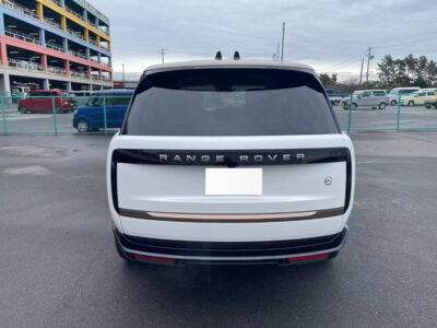2024 Land Rover Range Rover 4.4 P615 V8 SV