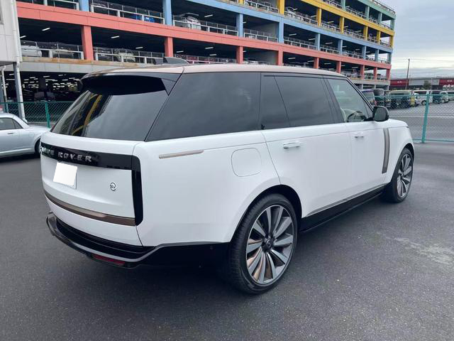 2024 Land Rover Range Rover 4.4 P615 V8 SV