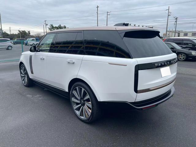 2024 Land Rover Range Rover 4.4 P615 V8 SV