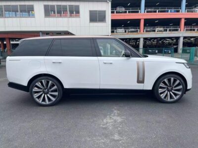 2024 Land Rover Range Rover 4.4 P615 V8 SV
