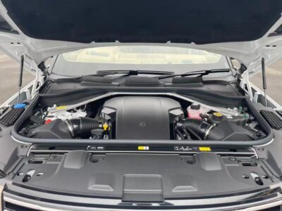 2024 Land Rover Range Rover 4.4 P615 V8 SV