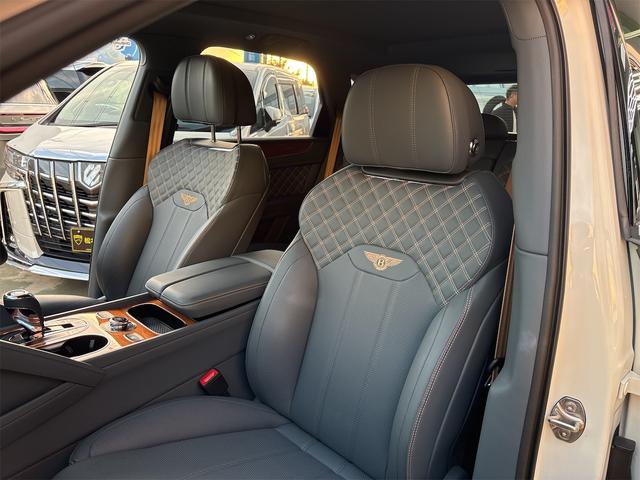 2022 Bentley Bentayga