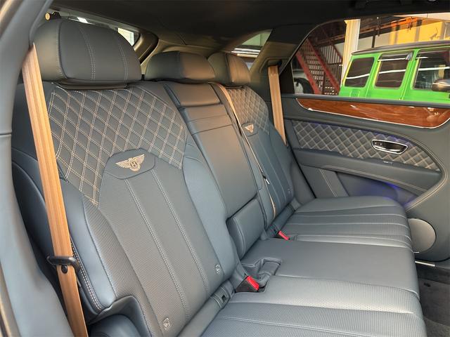 2022 Bentley Bentayga