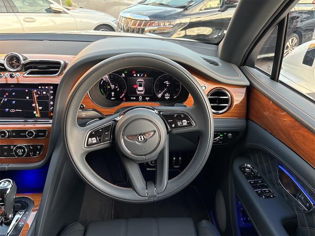 2022 Bentley Bentayga