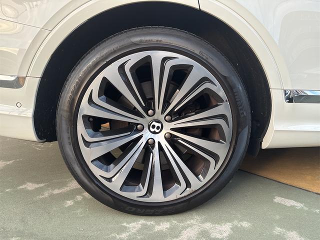 2022 Bentley Bentayga