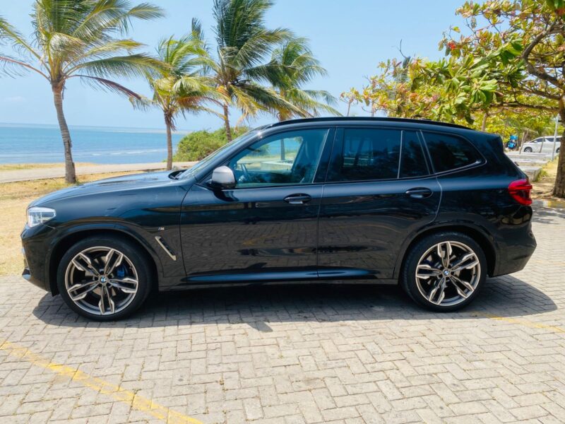 2019 BMW X3 M40d