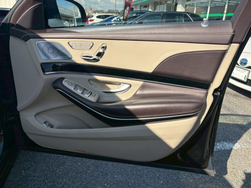 2019 Mercedes Maybach S560 First Class