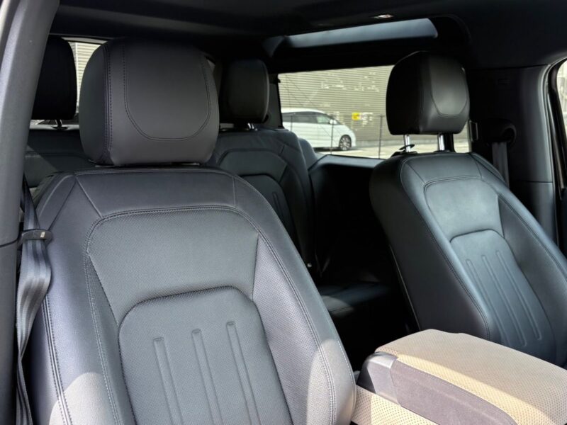 2021 Land Rover Defender 90S P300