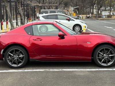 2019 Mazda Roadster RF VS
