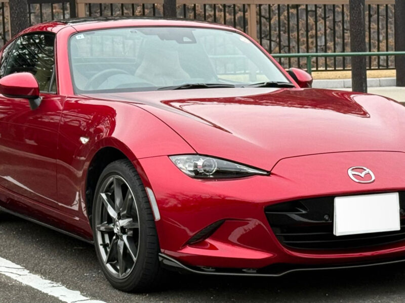 2019 Mazda Roadster RF VS