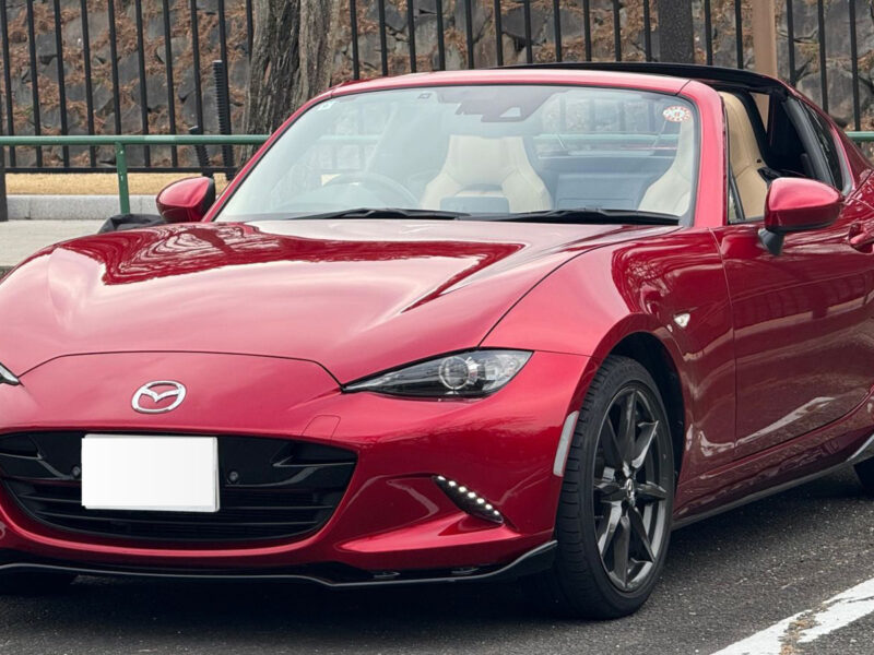 2019 Mazda Roadster RF VS