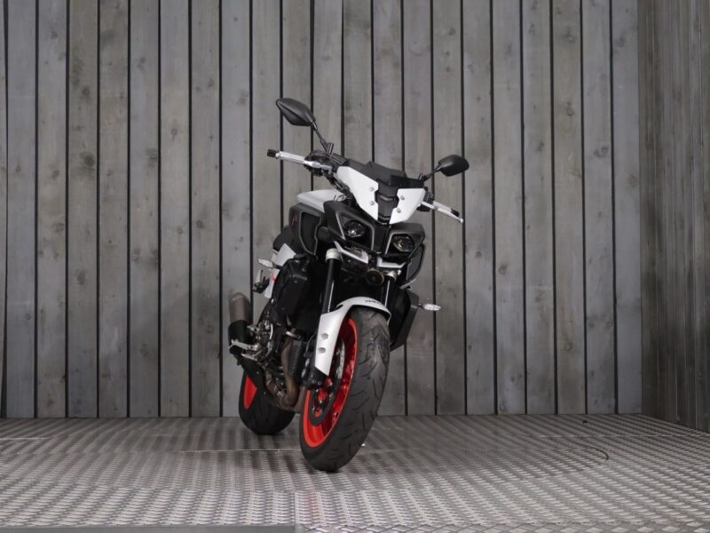 2020 Yamaha MT-10