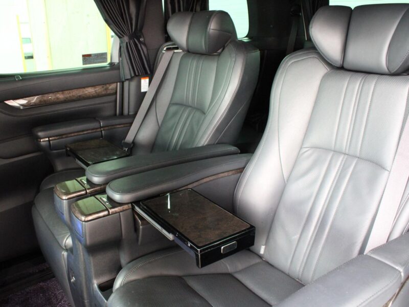 2020 Toyota Vellfire 2.5HV Executive Lounge Z 4WD