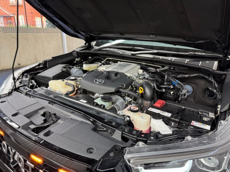 2023 Toyota Hilux 2.4Z GR Sport - GUN125