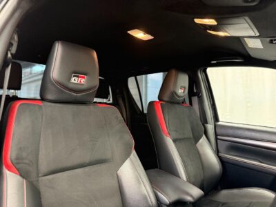 2023 Toyota Hilux 2.4Z GR Sport - GUN125