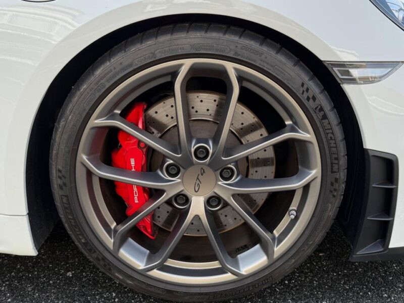 2020 Porsche 718 Cayman GT4