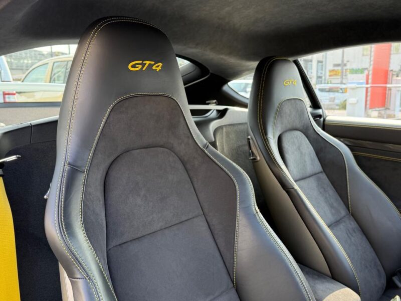 2020 Porsche 718 Cayman GT4