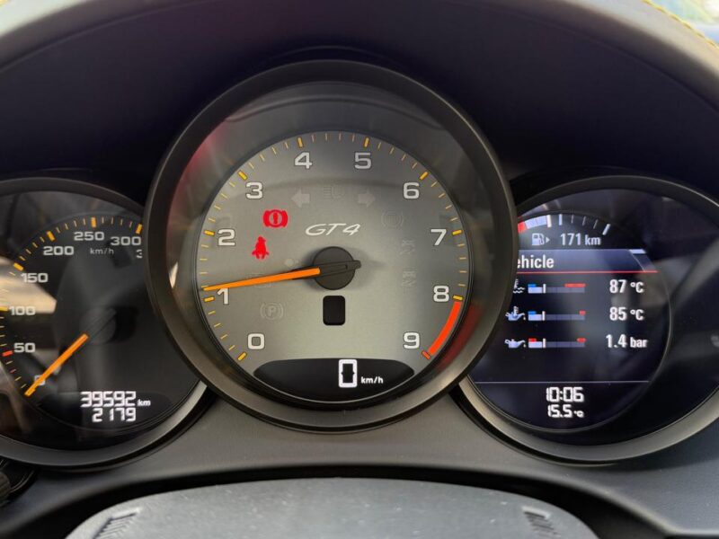 2020 Porsche 718 Cayman GT4