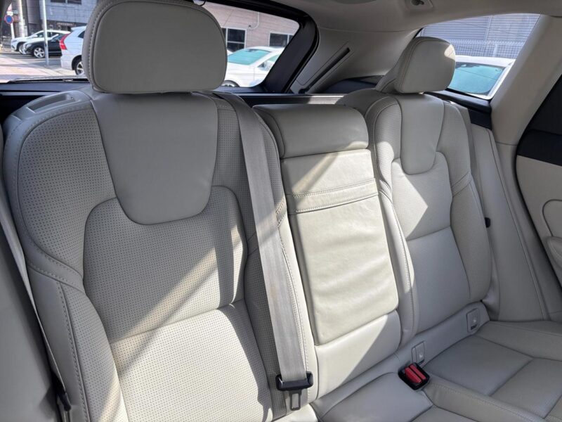 2019 Volvo XC60 D4 AWD Inscription