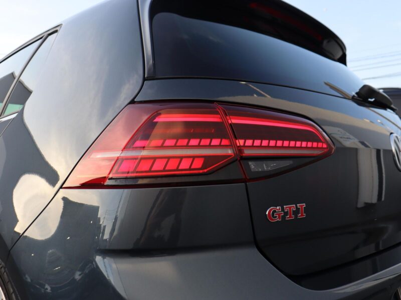 2019 Volkswagen Golf GTI Performance